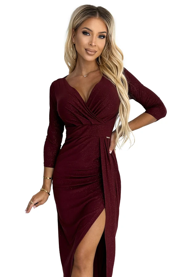 404-5 Shiny dress with a neckline and a slit on the leg - Burgundy color