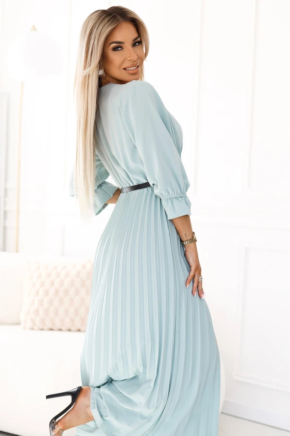 462-3 SERENA Pleated maxi dress with neckline, belt and 3/4 sleeves - Pastel Sage