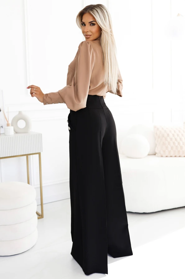 496-2 Elegant wide pants with high waist and golden buttons - black