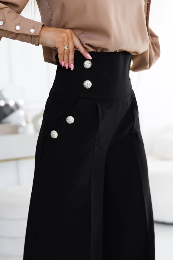 496-2 Elegant wide pants with high waist and golden buttons - black