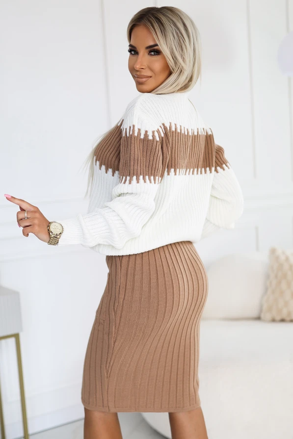 571-1 A two-piece warm sweater set - caramel + ecru